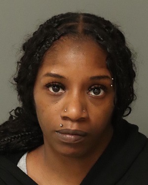 ALICE BURT MANNS Fotos y informacion de registros de registros publicos del condado de Wake County NC