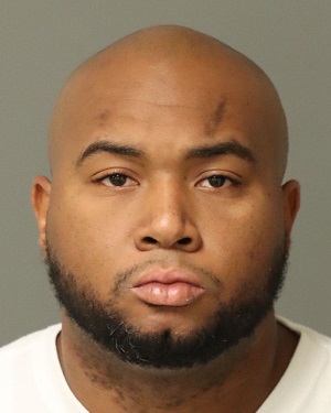 CHRISTOPHER DOMINICK MOORE Fotos y informacion de registros de registros publicos del condado de Wake County NC