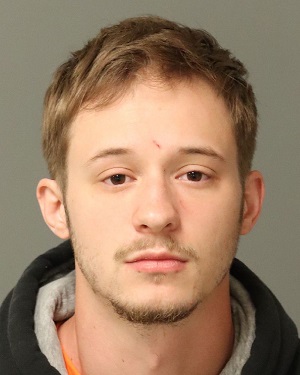 CHRISTOPHER GARRETT CANDELA Fotos y informacion de registros de registros publicos del condado de Wake County NC