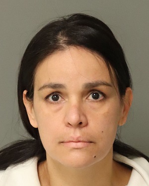 CYNTHIA CHACON Fotos y informacion de registros de registros publicos del condado de Wake County NC