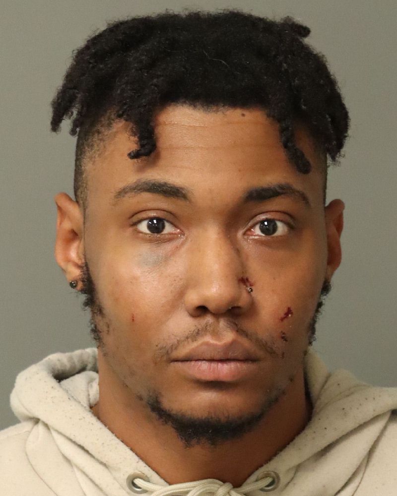 DALYN SEKWAN KINCY Fotos y informacion de registros de registros publicos del condado de Wake County NC