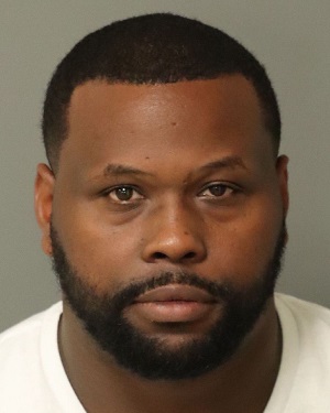 DEMETRIUS KEISHAWN MOORE Fotos y informacion de registros de registros publicos del condado de Wake County NC