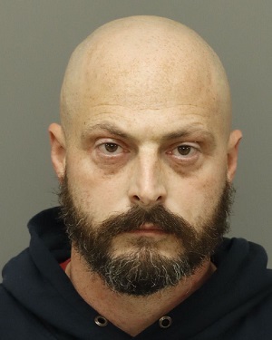 DEREK JAMES WELCH Fotos y informacion de registros de registros publicos del condado de Wake County NC