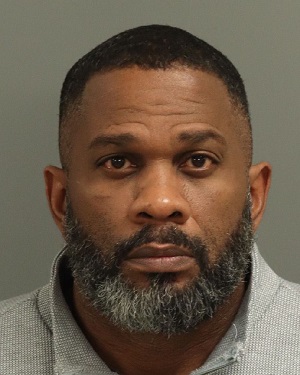 DEWAYNE LAMONT BROWNSON Fotos y informacion de registros de registros publicos del condado de Wake County NC
