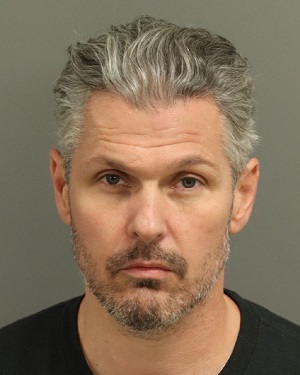 DOUGLAS MICHAEL MCPHEE Fotos y informacion de registros de registros publicos del condado de Wake County NC