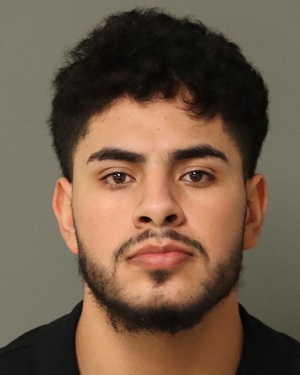 IVAN CRISTOBAL IRACHETA-DOMINGUEZ Fotos y informacion de registros de registros publicos del condado de Wake County NC