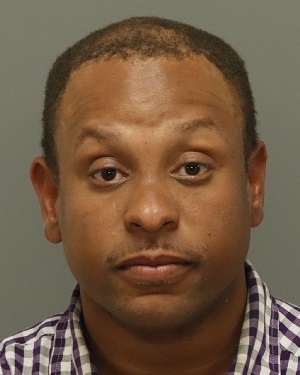 JOHNATHAN TYRONE BASS Fotos y informacion de registros de registros publicos del condado de Wake County NC