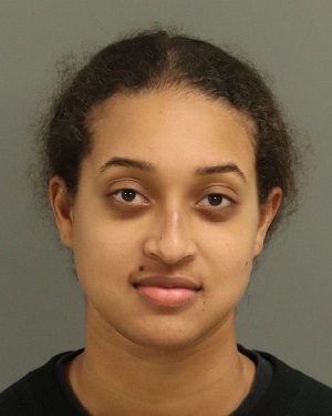 JUSTINE CYDNEY PENNYCOOKE Fotos y informacion de registros de registros publicos del condado de Wake County NC