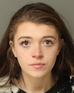 KAYDEE MAE ALABASTER Fotos y informacion de registros de registros publicos del condado de Wake County NC