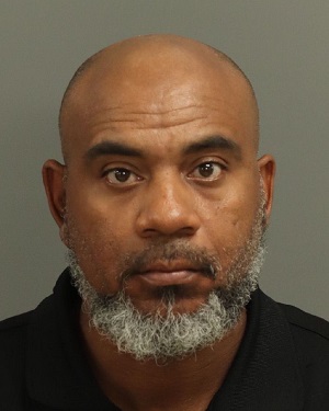 MICHAEL WAYNE MOORE Fotos y informacion de registros de registros publicos del condado de Wake County NC