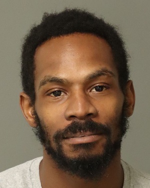 MONTEZ DAQUAN BASCOMBE Fotos y informacion de registros de registros publicos del condado de Wake County NC