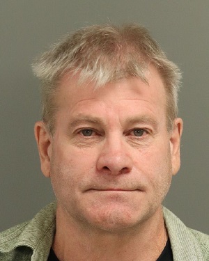 RANDY ALAN ROBERTS Fotos y informacion de registros de registros publicos del condado de Wake County NC