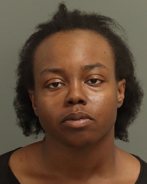 RAVEN SHANIECE WALLACE Fotos y informacion de registros de registros publicos del condado de Wake County NC