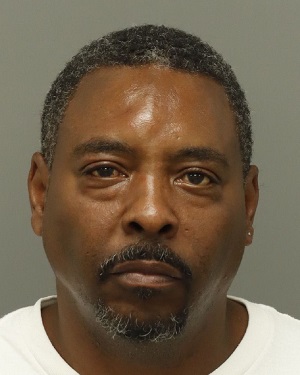 RODERICK DEVONNE ARNOLD Fotos y informacion de registros de registros publicos del condado de Wake County NC