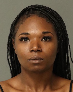 SKYLAH DEXTERNYRIA ROBERTSON Fotos y informacion de registros de registros publicos del condado de Wake County NC