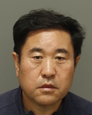 STEVE ZHIWEN NIU Fotos y informacion de registros de registros publicos del condado de Wake County NC