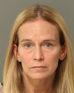 AMY LYNNE FORBES Fotos y informacion de registros de registros publicos del condado de Wake County NC