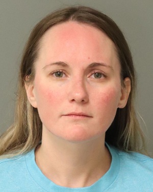 DENNEE TAYLOR ARIEL Photos - Images - Public Records / Public Information Report For DENNEE TAYLOR ARIEL