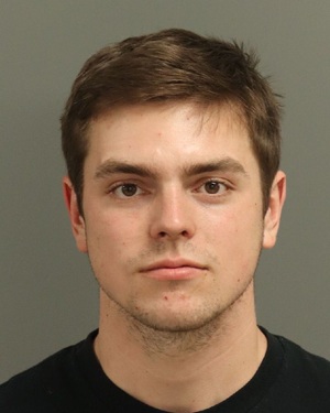 BENTON ALEXANDER MOULDS Fotos y informacion de registros de registros publicos del condado de Wake County NC