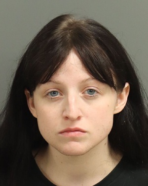 CAITLYN CORRINE CAMPBELL Fotos y informacion de registros de registros publicos del condado de Wake County NC