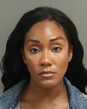 CIARA JENAI WHEELER Fotos y informacion de registros de registros publicos del condado de Wake County NC