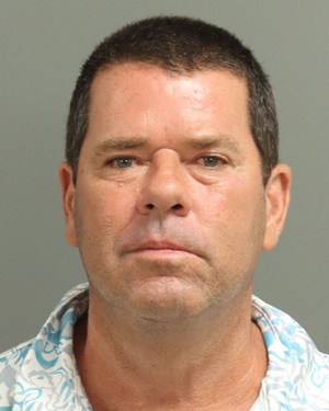RICHARD MCCASLIN DANIEL Photos - Images - Public Records / Public Information Report For RICHARD MCCASLIN DANIEL