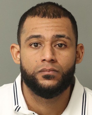 LEOMAR PALACIOUS-CONTRE KERVIS Photos - Images - Public Records / Public Information Report For LEOMAR PALACIOUS-CONTRE KERVIS