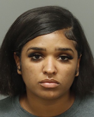 LAISHA ANTWAINET RIVAS Fotos y informacion de registros de registros publicos del condado de Wake County NC