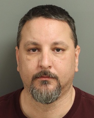 MICHAEL JAMES BADIN Fotos y informacion de registros de registros publicos del condado de Wake County NC