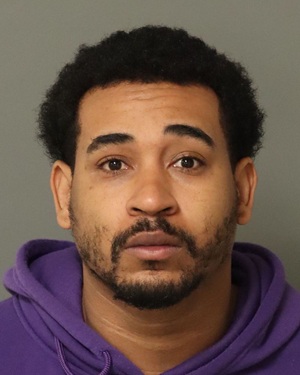 MICHAEL RAYSHAUN MOORE Fotos y informacion de registros de registros publicos del condado de Wake County NC