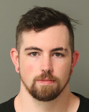 TAYLOR OWEN WOOLARD Fotos y informacion de registros de registros publicos del condado de Wake County NC