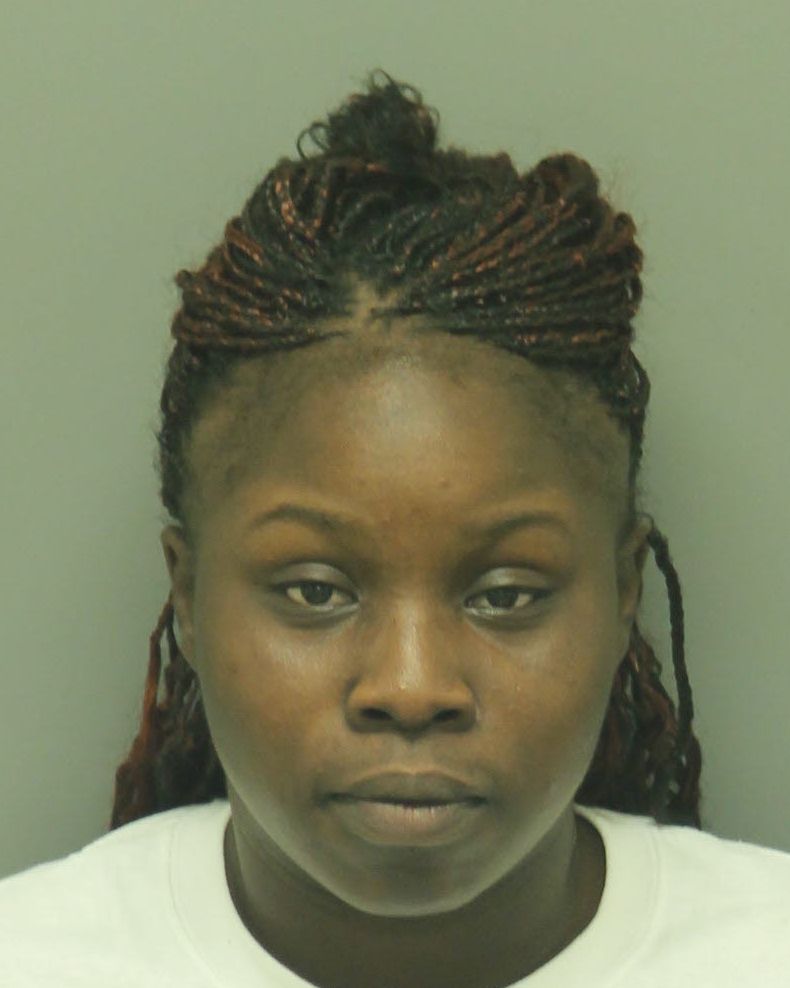 AMBER SHONTE OLANREWAJU Fotos y informacion de registros de registros publicos del condado de Wake County NC