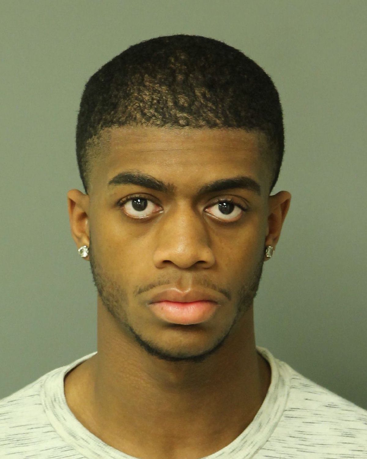 DEANDRE JAQUAN MOYE Fotos y informacion de registros de registros publicos del condado de Wake County NC