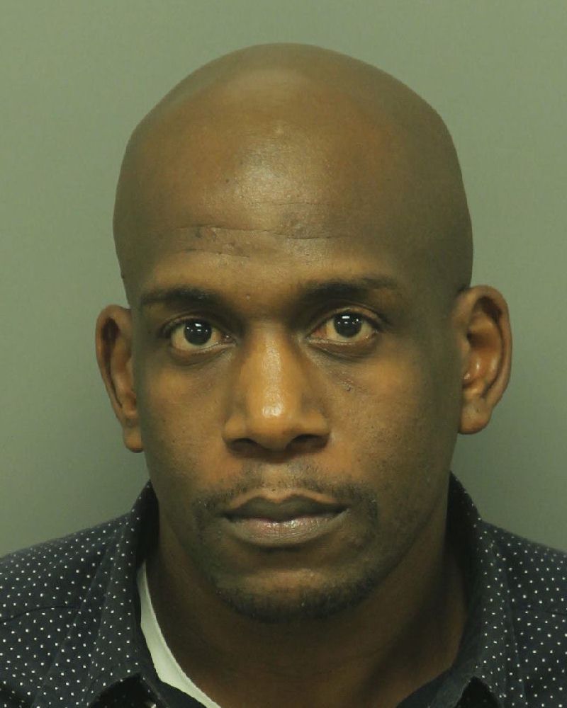 DERRICK TYRONE TURNER Fotos y informacion de registros de registros publicos del condado de Wake County NC