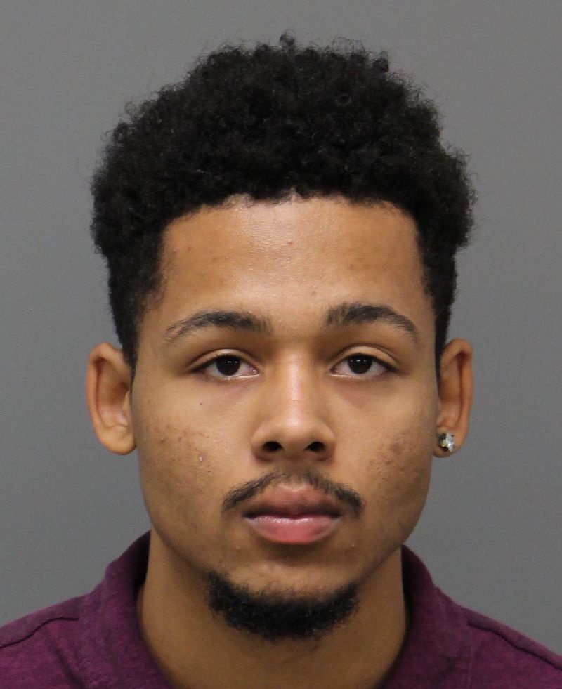 KAMERON OBRYAN FOXWORTH-JONES Fotos y informacion de registros de registros publicos del condado de Wake County NC