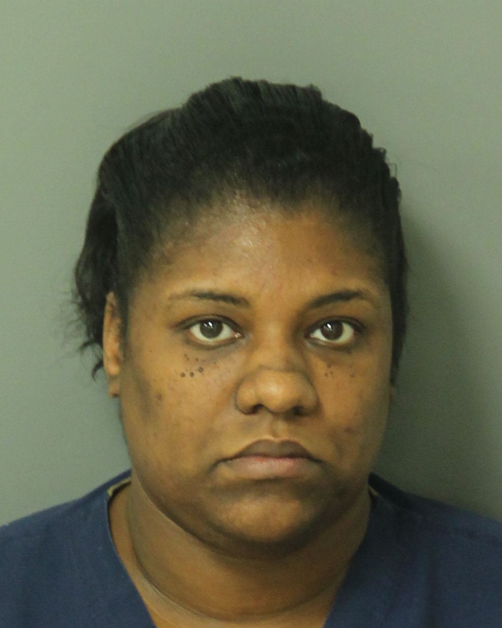 SYDNIE ROCHELE MCMICHAEL-LUMPKI Fotos y informacion de registros de registros publicos del condado de Wake County NC